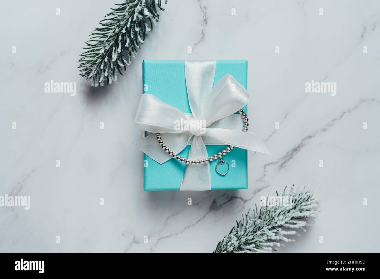Tiffany box hi-res stock photography and images - Alamy Tiffany box hi-res stock photography and images - Alamy