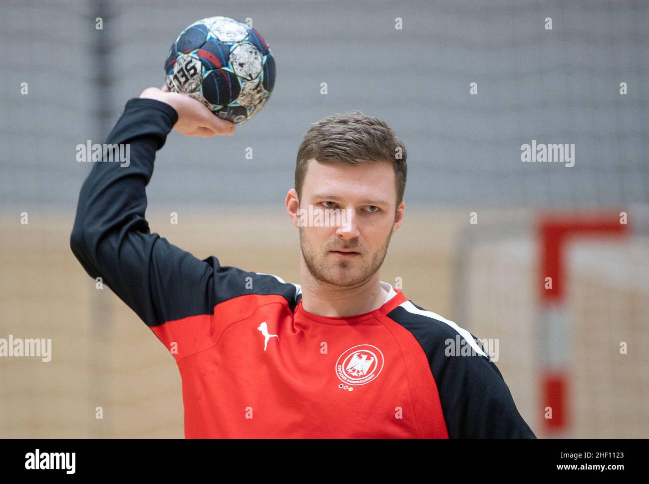 Handball em hi-res stock photography and images