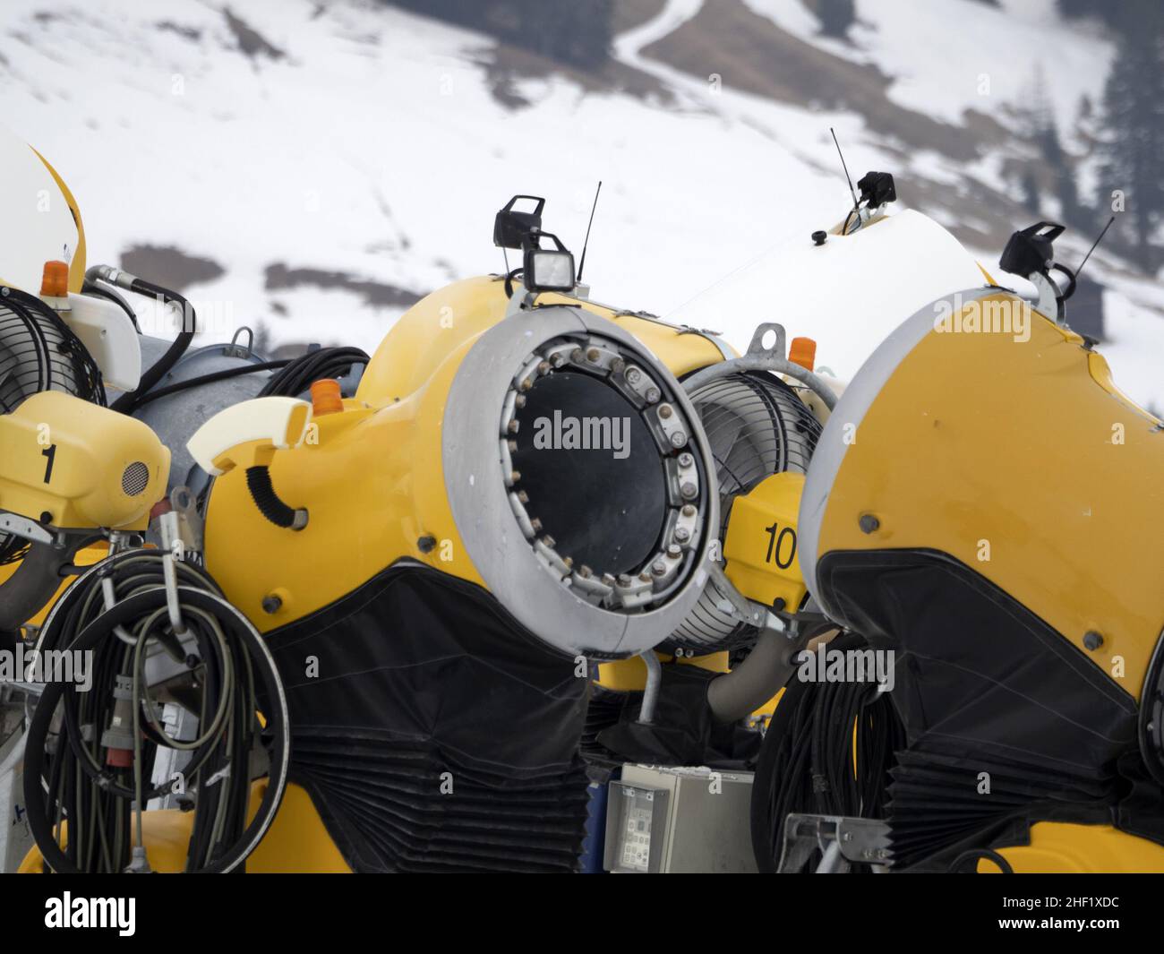 snow machine cannon snowmaker gun detail Stock Photo - Alamy