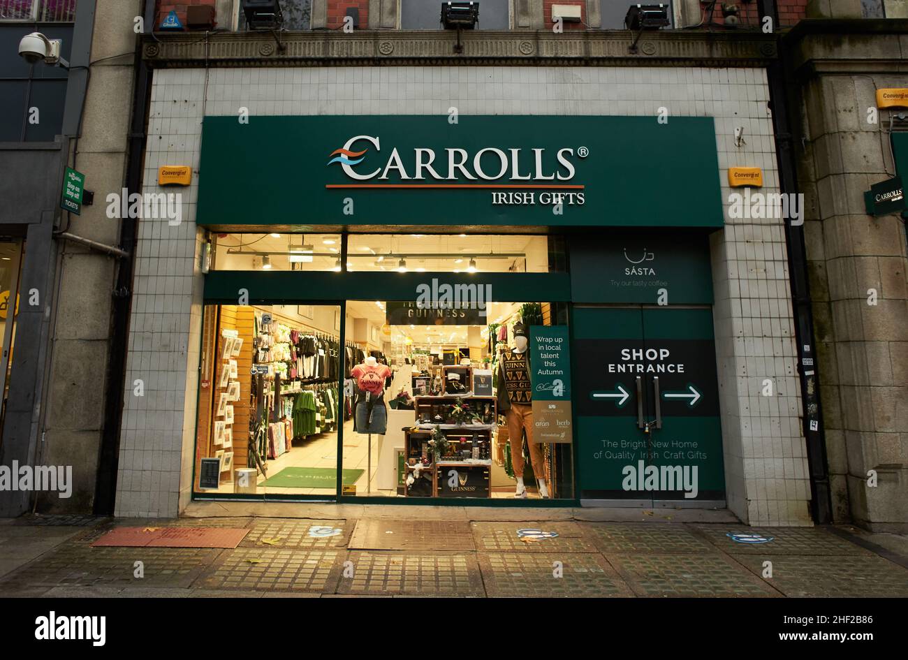 Carrolls Gift Shop Hi res Stock Photography And Images Alamy carrolls-gift-shop-hi-res-stock-photography-and-images-alamy
