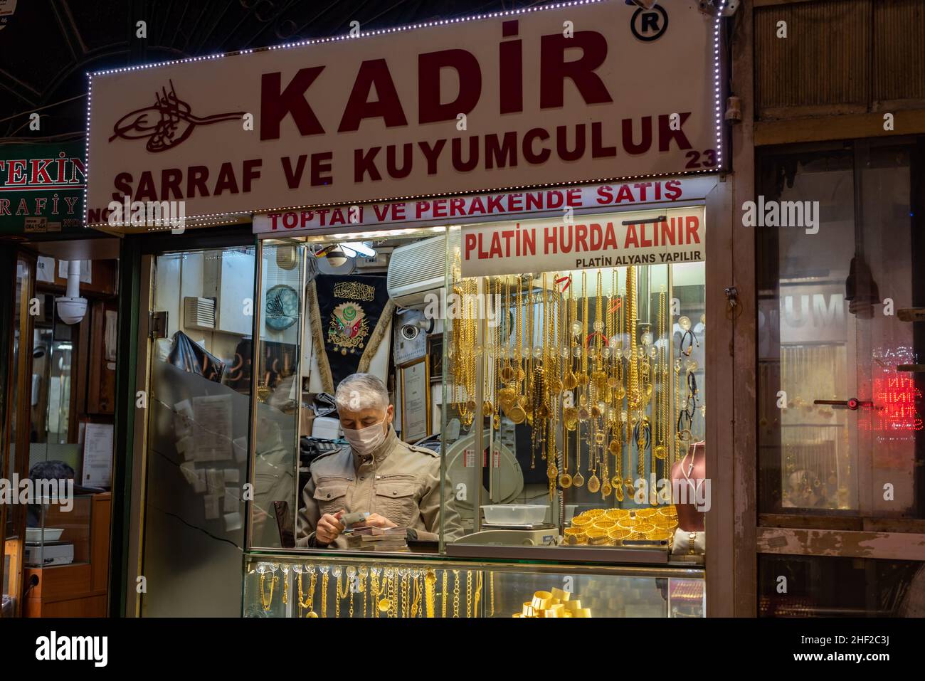 Istanbul, Turkey January 11th 2022 Kadir, A Turkish currency and Gold Jewellery exchange shop in the Grand Bazaar, Fatih, Istanbul, Turkey. Stock Photo