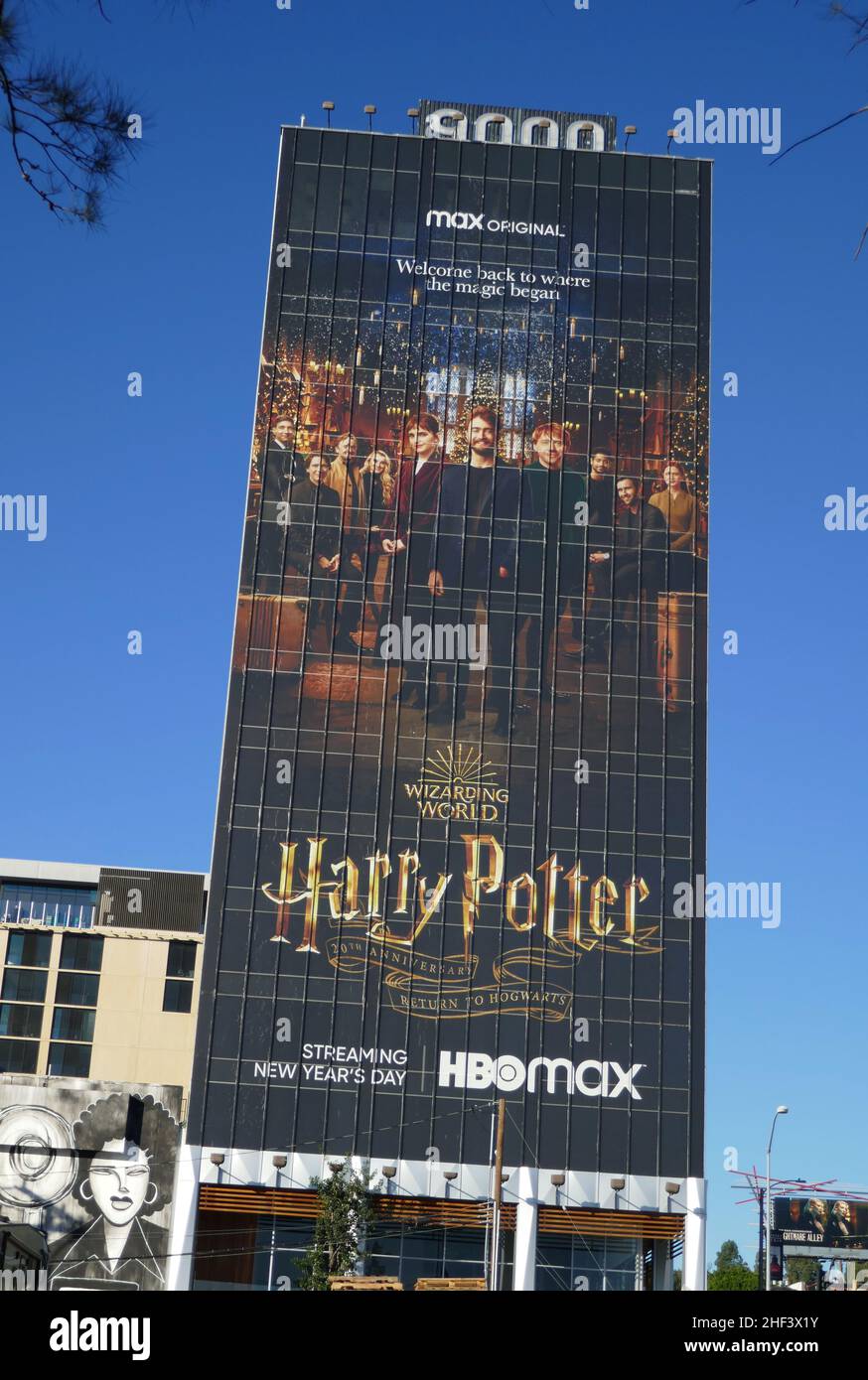 Poster, Harry Potter 20th Anniversary: Return To Hogwarts (2022). Photo  credit: HBO / The Hollywood Archive Stock Photo - Alamy