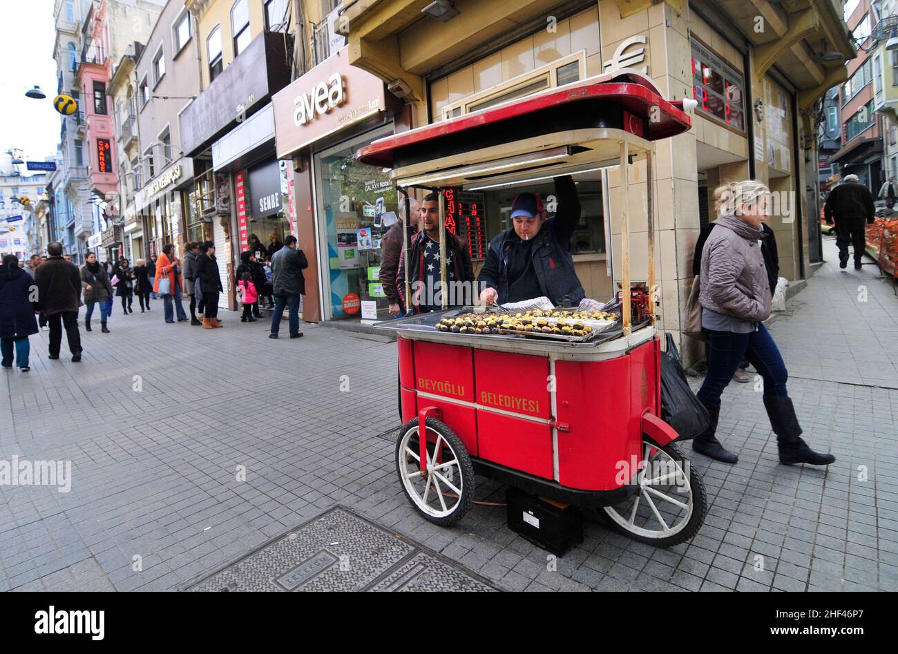 A Chestnut vendor on İstiklal Avenue ( Independence Avenue ) in Beyoğlu, Istanbul, Turkey. Stock Photo