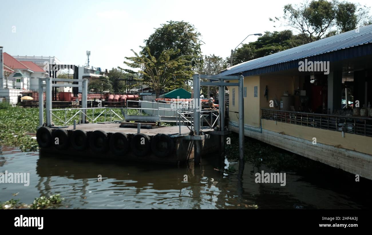 Thewet Pier area Chao Phraya River Bangkok Thailand Stock Photo - Alamy