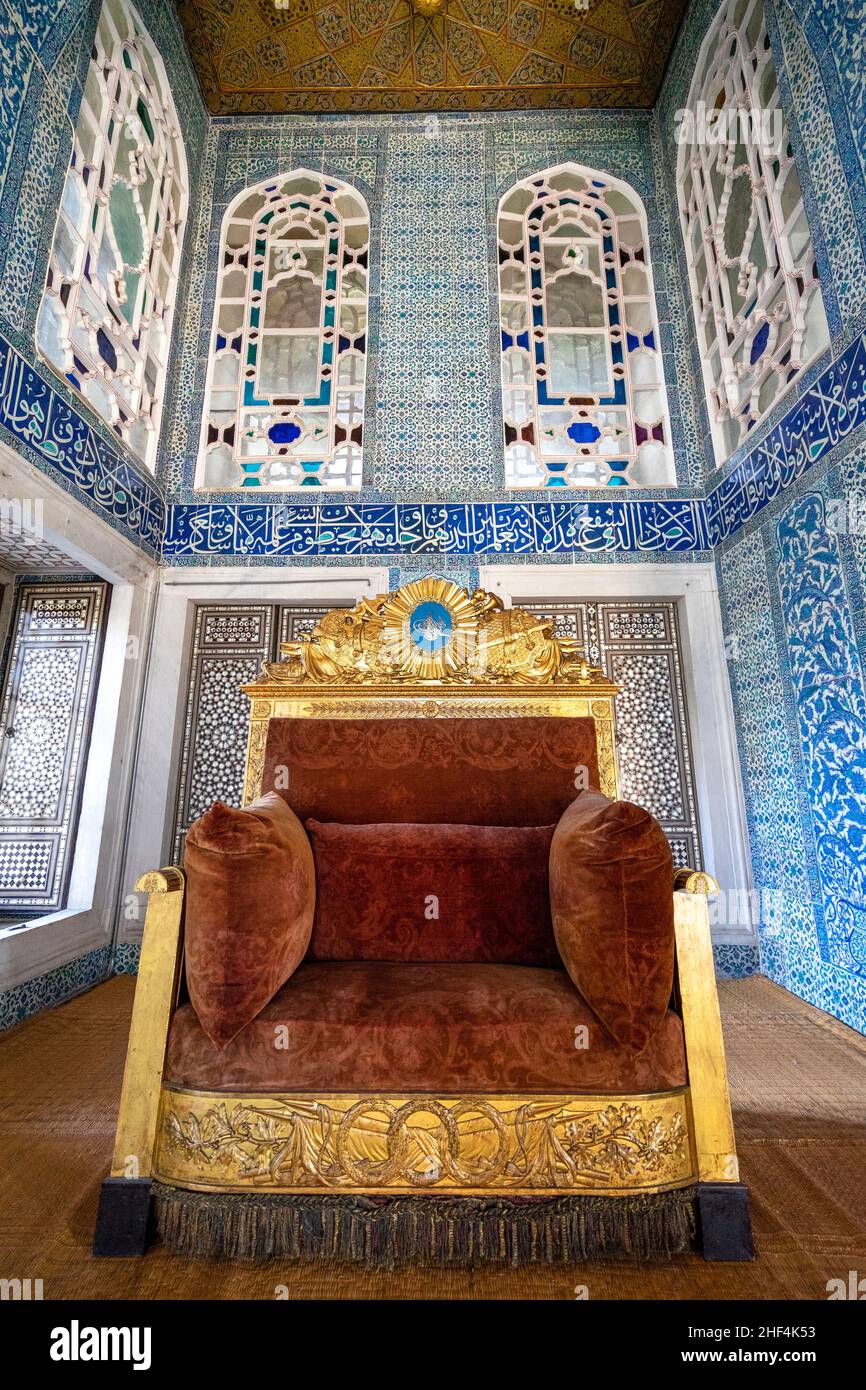 Throne of Ottoman Sultan Mahmud II (Seat of the Sultanate) in ⁣⁣Topkapi