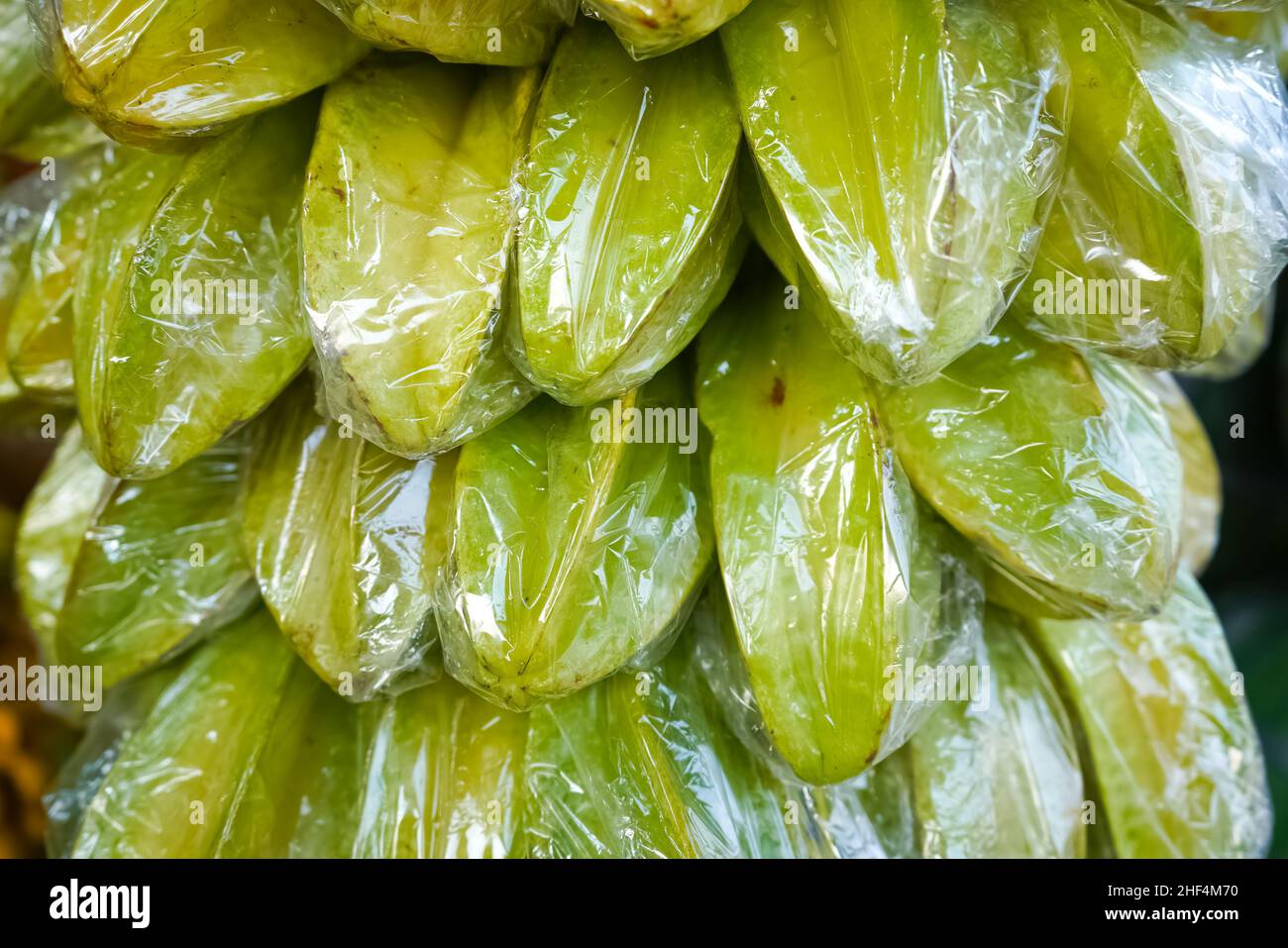 Fruit fresh plastic wrap hi-res stock photography and images - Alamy
