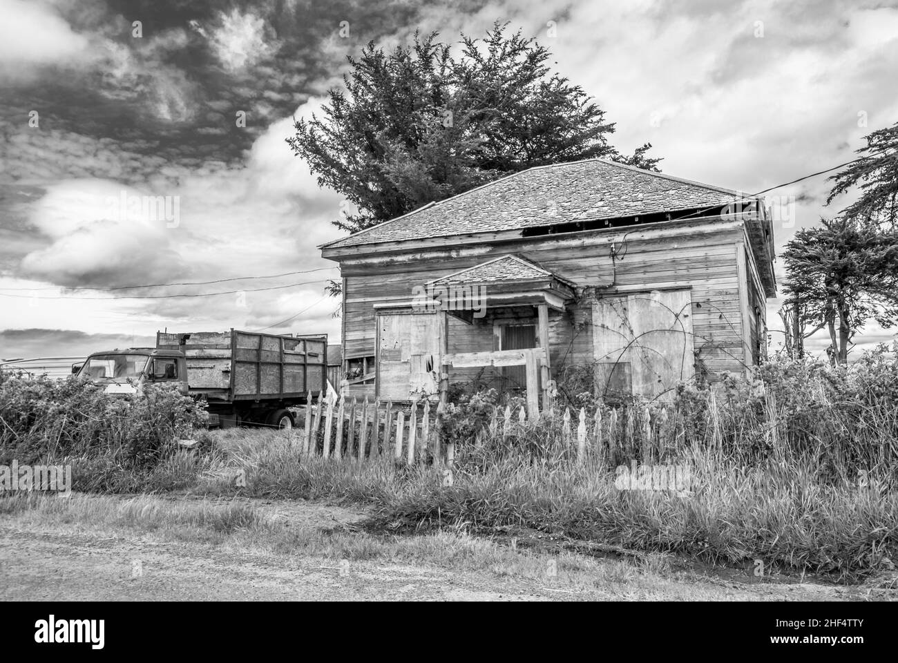 Stone farm house Black and White Stock Photos & Images - Alamy