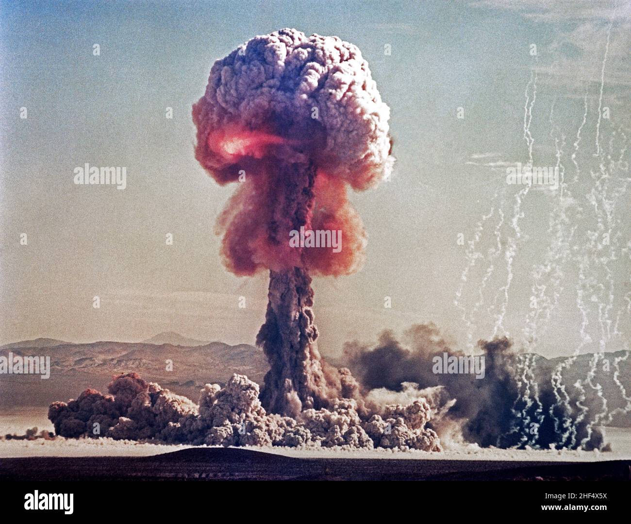 United States. Nevada. Atomic bomb test explosion. 1953. Upshot-Knothole-Grable. Stock Photo