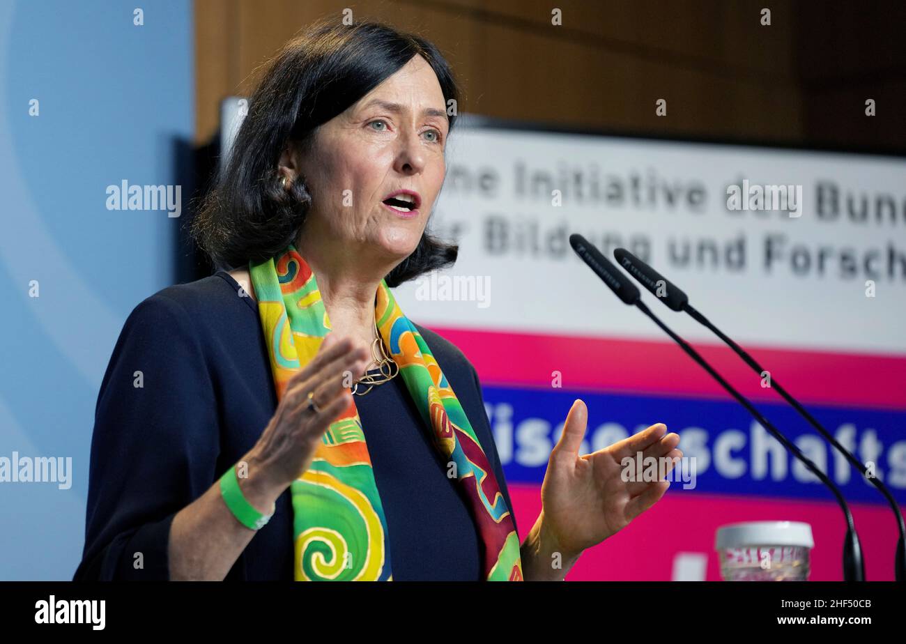 Berlin, Germany. 14th Jan, 2022. Katja Becker, President of the German Research Foundation, speaks to the media at a press conference on the Year of Science 2022. Credit: Michael Sohn/POOL AP/dpa/Alamy Live News Stock Photo
