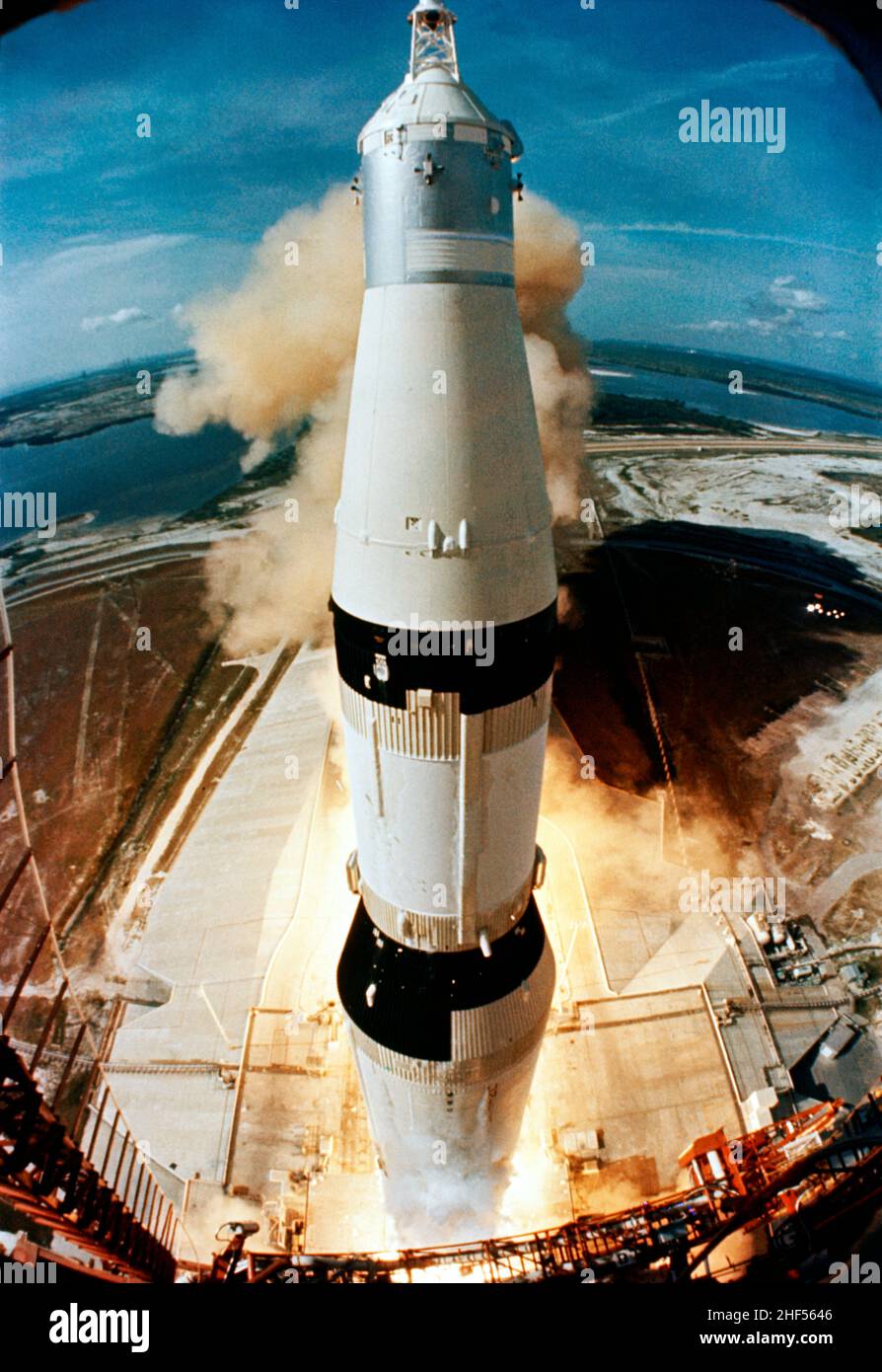 16 July 1969) --- The huge, 363-feet tall Apollo 11