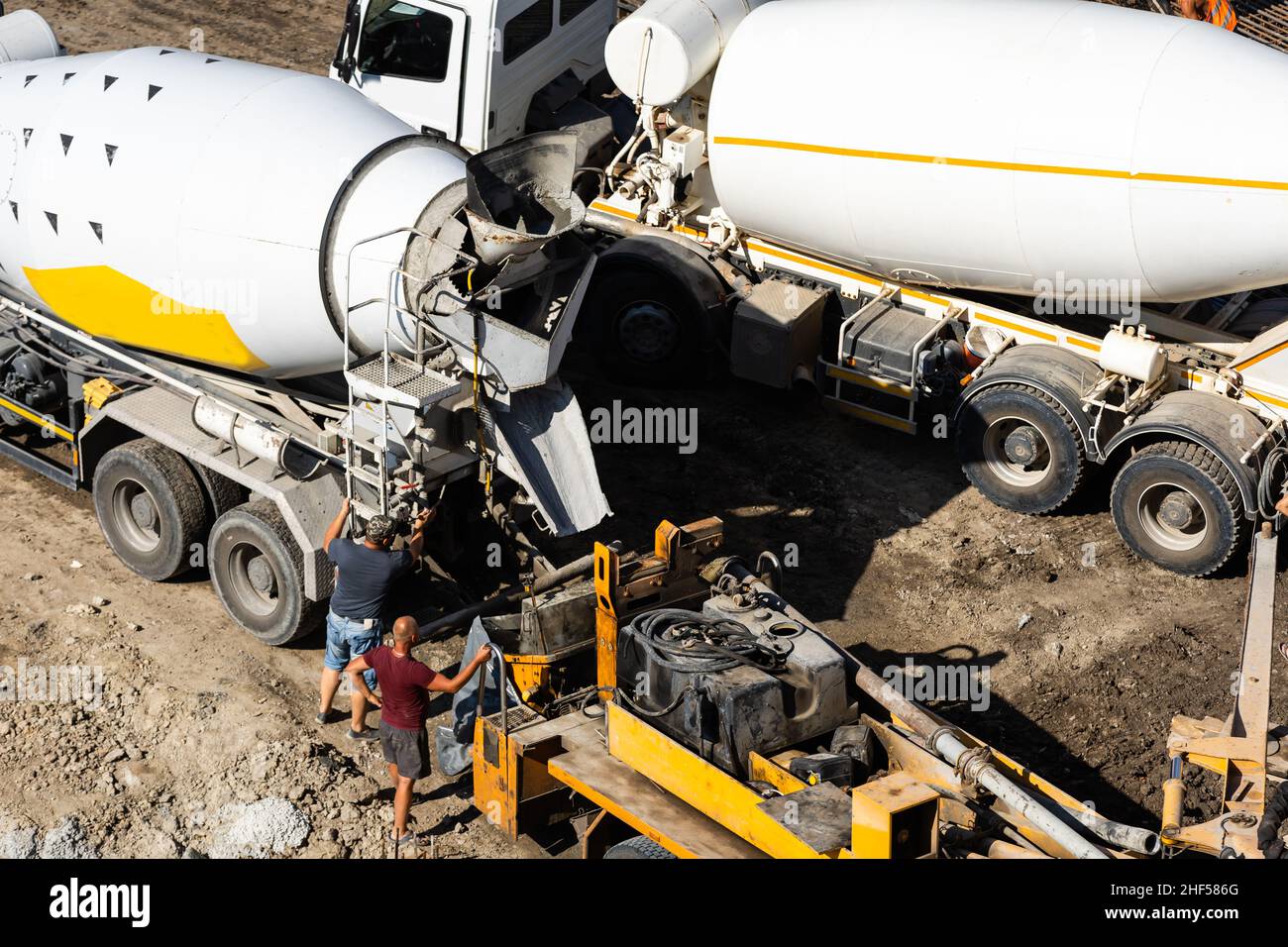 workers make metal reinforcement for the foundation Stock Photo - Alamy