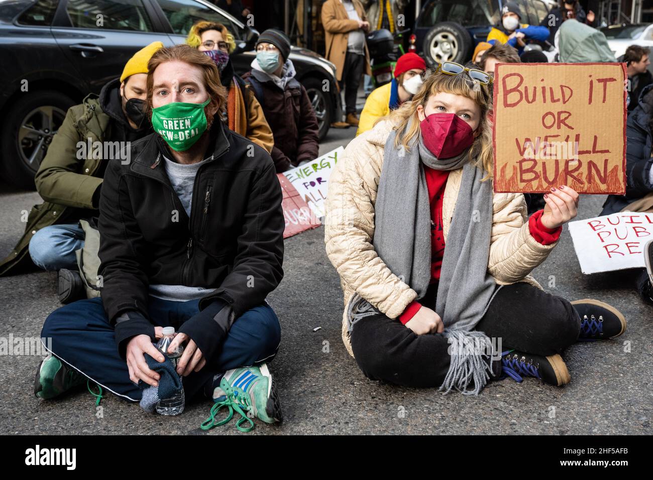 Build public renewables act hires stock photography and images Alamy