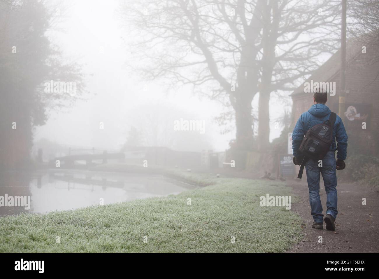 Kidderminster, UK. 14th January, 2022. UK weather fog refuses to lift