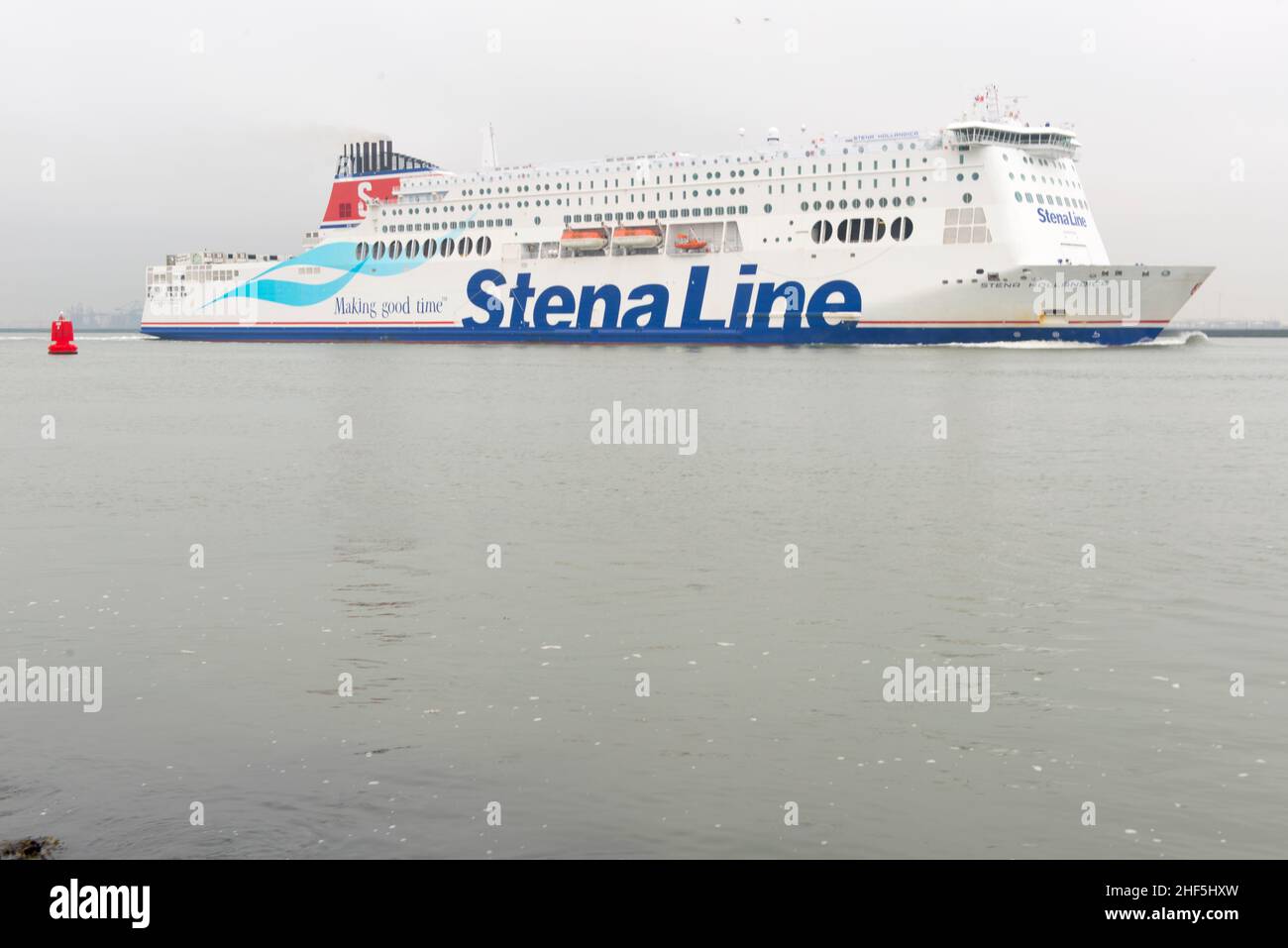 Holland to uk ferry hi-res stock photography and images - Alamy