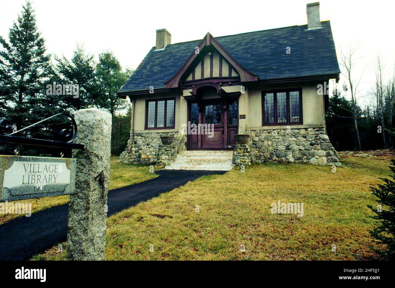 Schoodic Scenic Byway - Gouldsboro Library Stock Photo