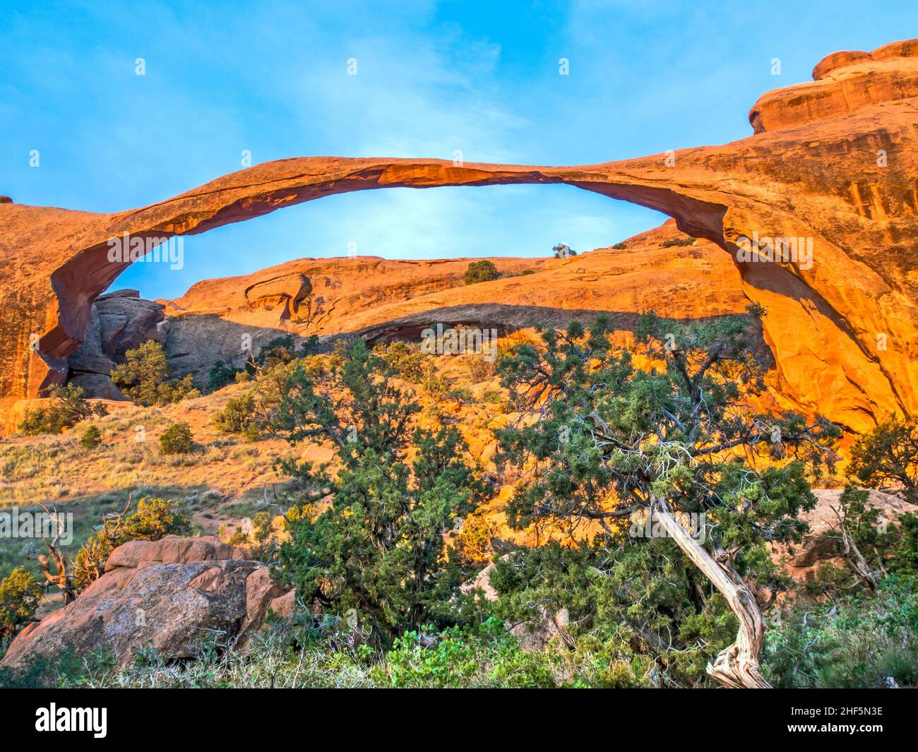 Arching formation hi-res stock photography and images - Alamy