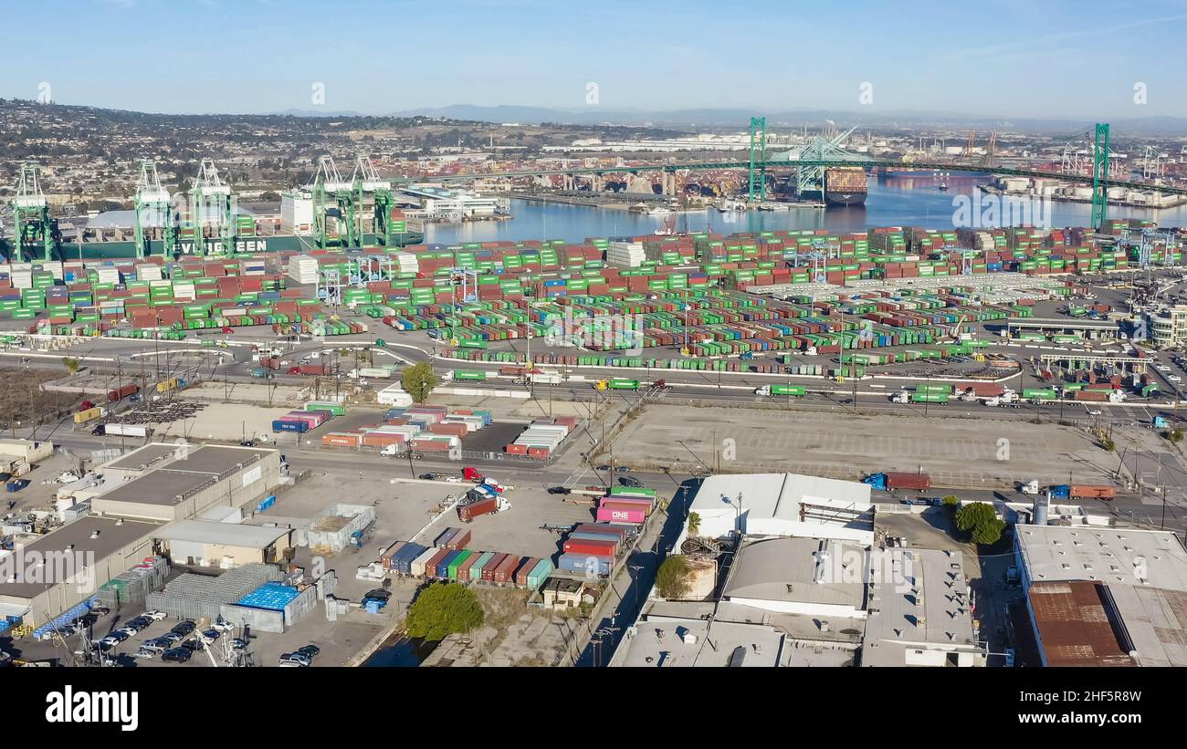 Container ship at long beach hires stock photography and images Alamy