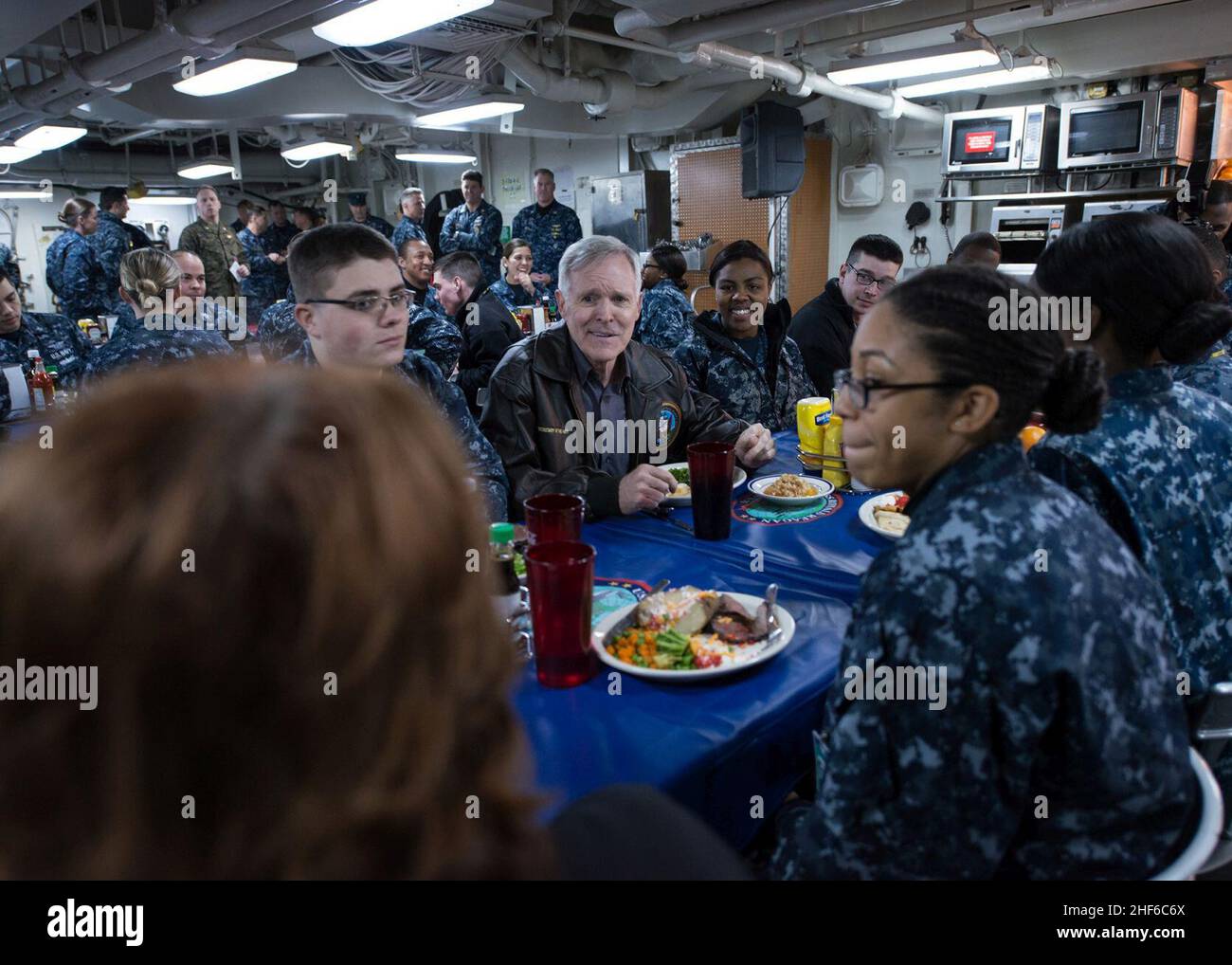 SECNAV eats lunch aboard USS Ronald Reagan. (8456179086 Stock Photo - Alamy