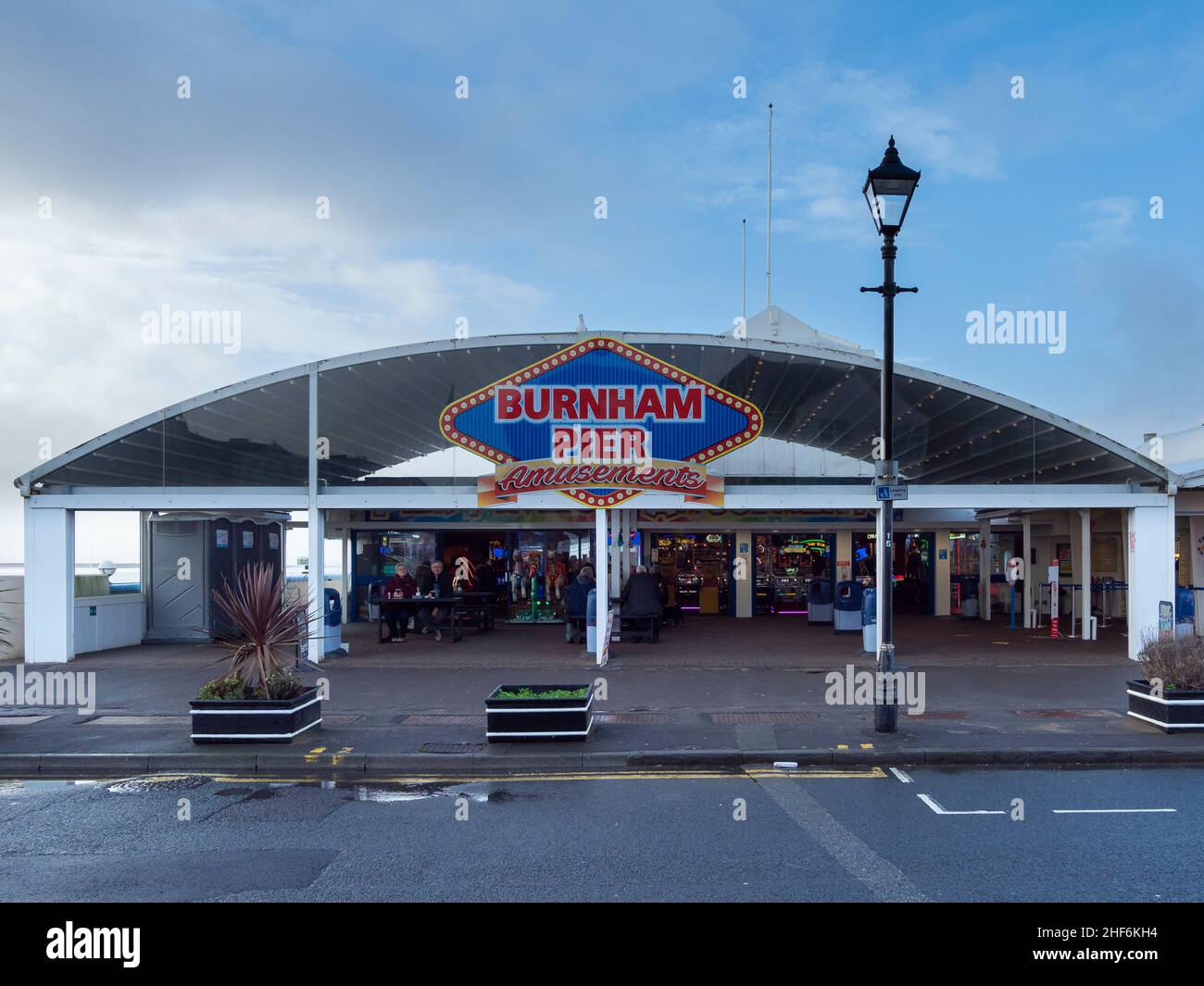 Burnham Pier and amusements, The Esplanade, Burnham-on-Sea, Somerset Stock Photo