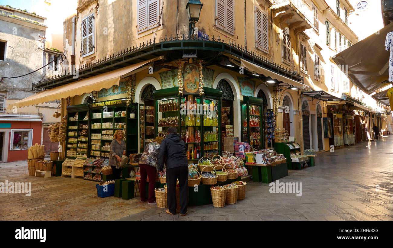 Shop night greece store hi-res stock photography and images - Alamy