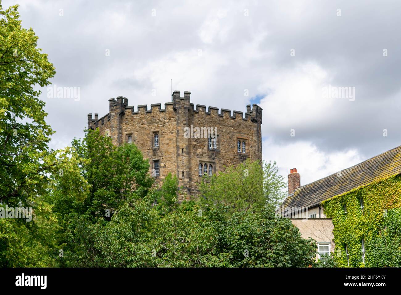 Durham Castle, next to Durham Cathedral in the city centre. beautiful historic building in the city centre, currently used for accommodation for stude Stock Photo