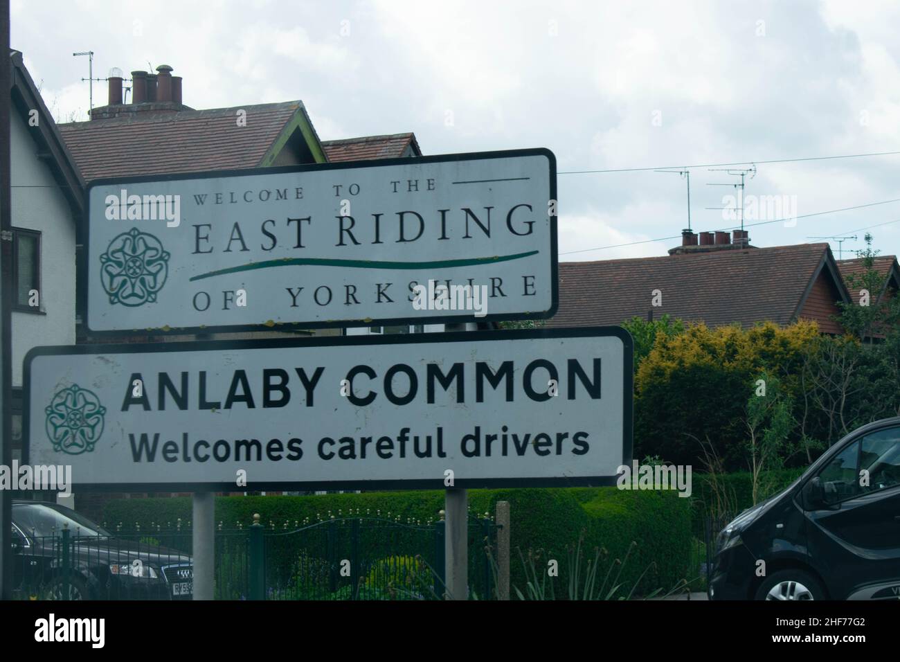 Road sign on street directing to Anlaby Common, East Riding of Yorkshire in Kingston Upon Hull (city of culture 2017) Stock Photo