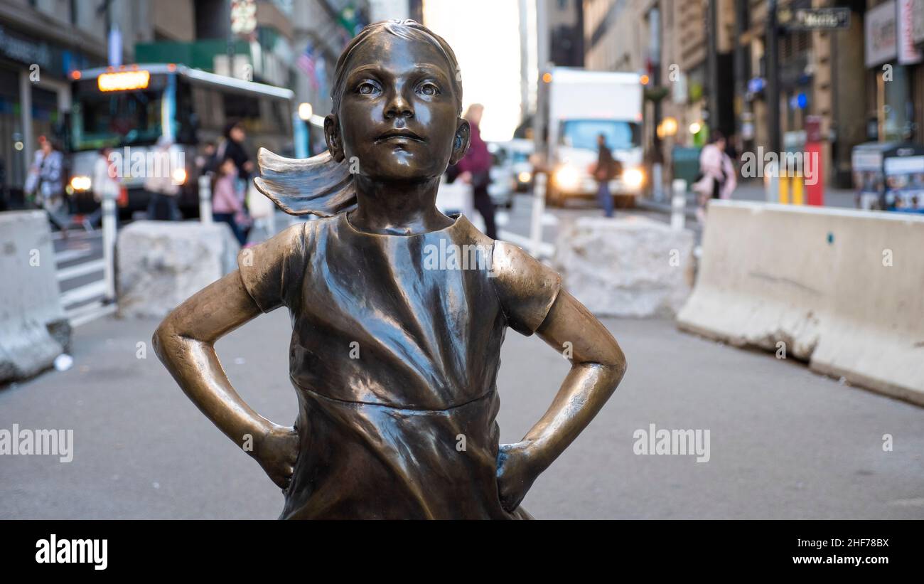 The iconic Fearless Girls in New York city, USA Stock Photo - Alamy