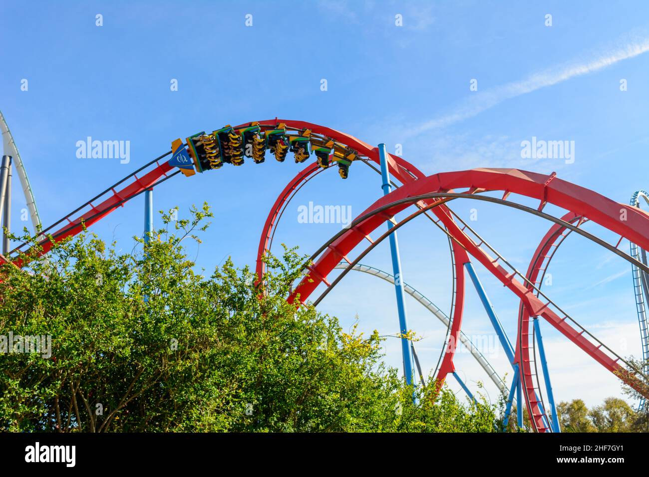 Dragon Roller Coaster Ride Hi res Stock Photography And Images Alamy dragon-roller-coaster-ride-hi-res-stock-photography-and-images-alamy