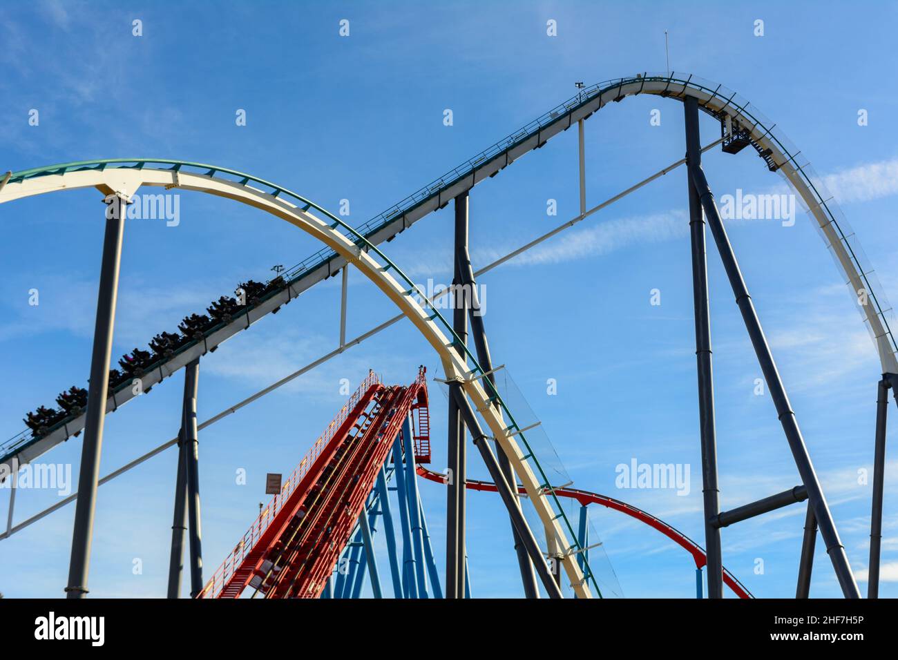 Dragon roller coaster ride hi-res stock photography and images - Alamy
