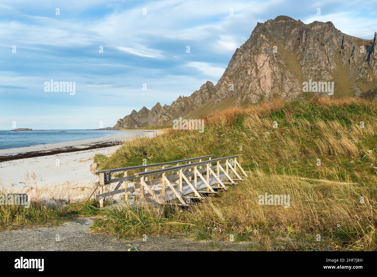 Mountains at bleik hi-res stock photography and images - Alamy