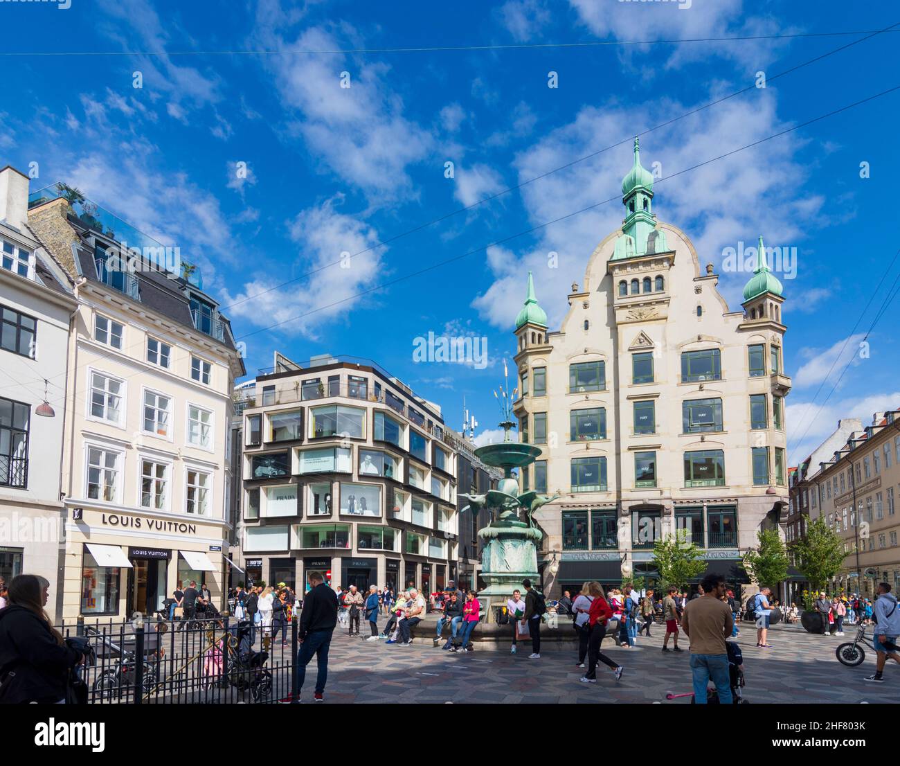 LOUIS VUITTON STORE on MAGER TORV STROGET Editorial Photography