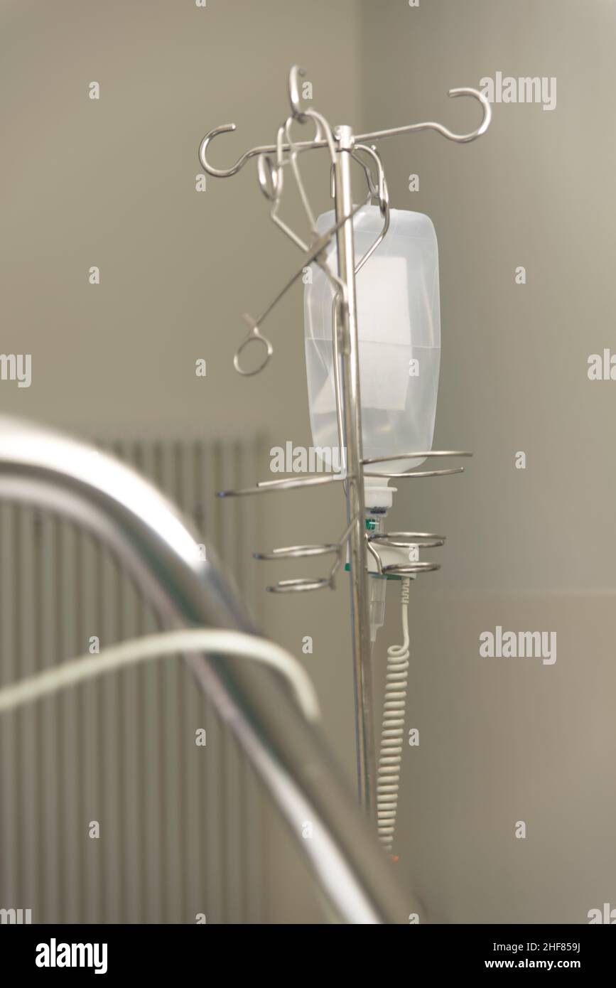 IV fluids, hospital, sickbed Stock Photo Alamy