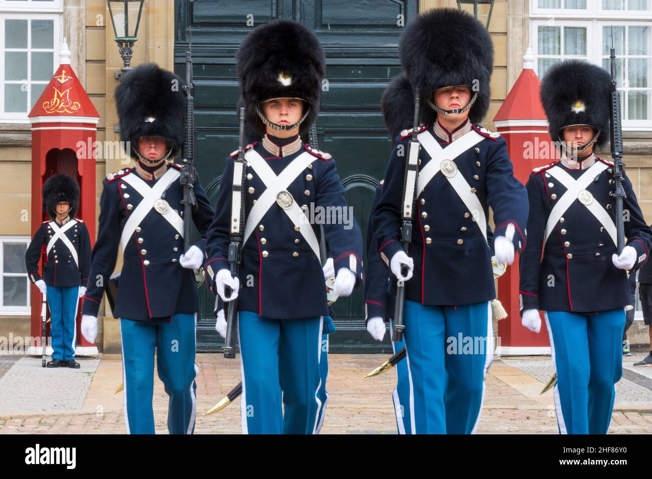 Copenhagen,  Koebenhavn,  Royal Guard,  changing of the guard in front of Amalienborg Palace,  M16 rifle in Zealand,  Sealand,  Sjaelland,  Denmark Stock Photo