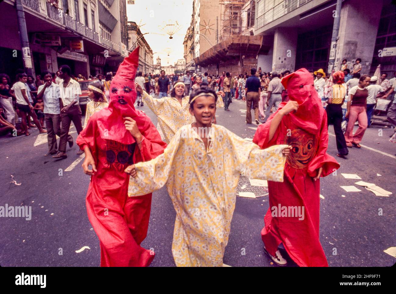 Costumed Samba club members dance through the streets of Rio de Janeiro, Brazil, at Carnival time. Stock Photo