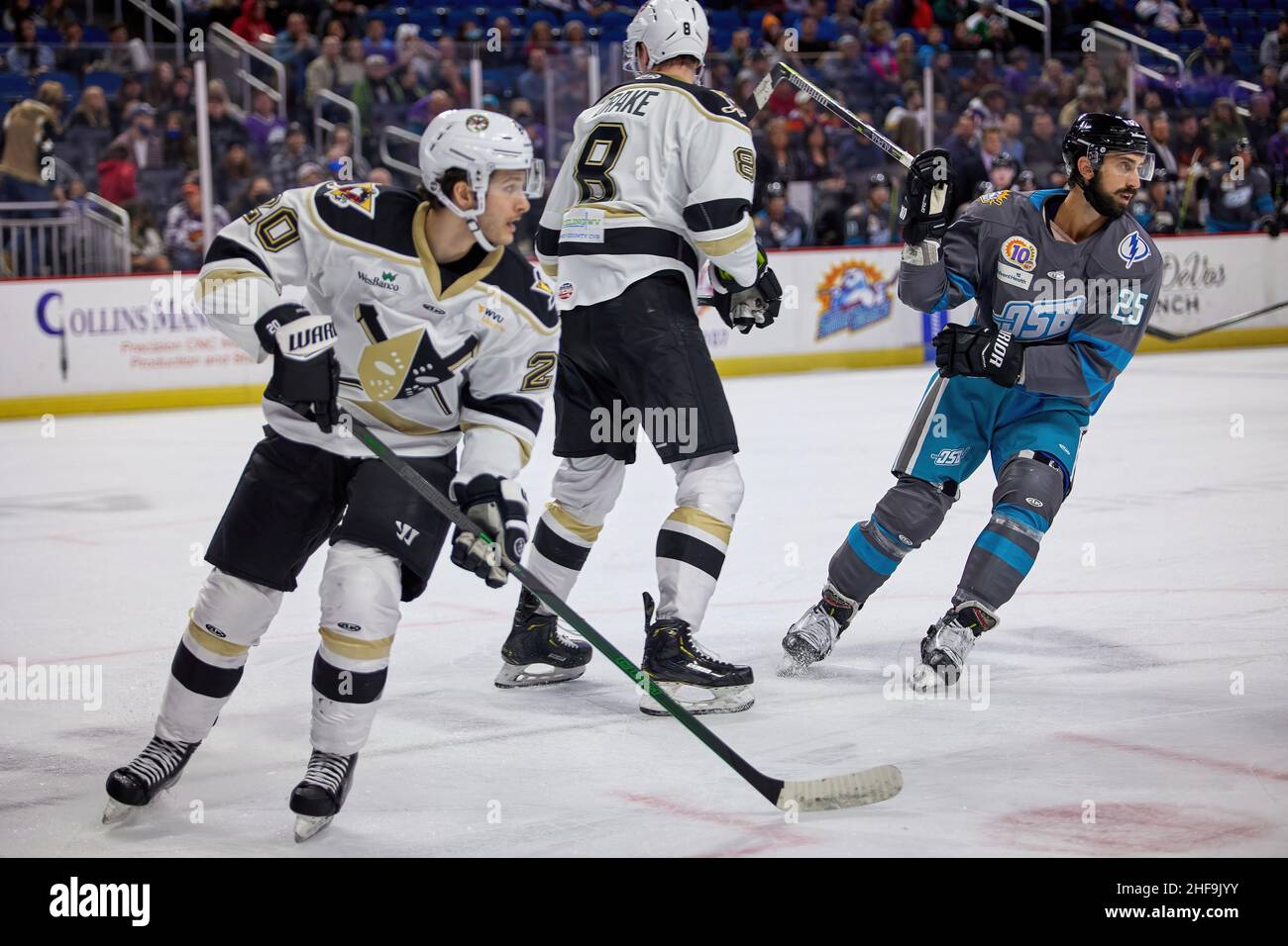 Orlando, Florida, USA. 14th Jan. 2022. 20WN Justin Almeida, 8W David