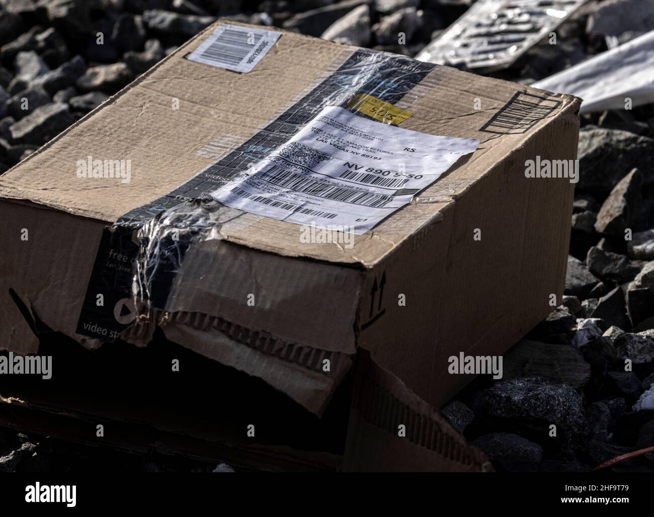 Los Angeles, USA. 14th Jan, 2022. Thousands of stolen UPS packages line the Union Pacific rail