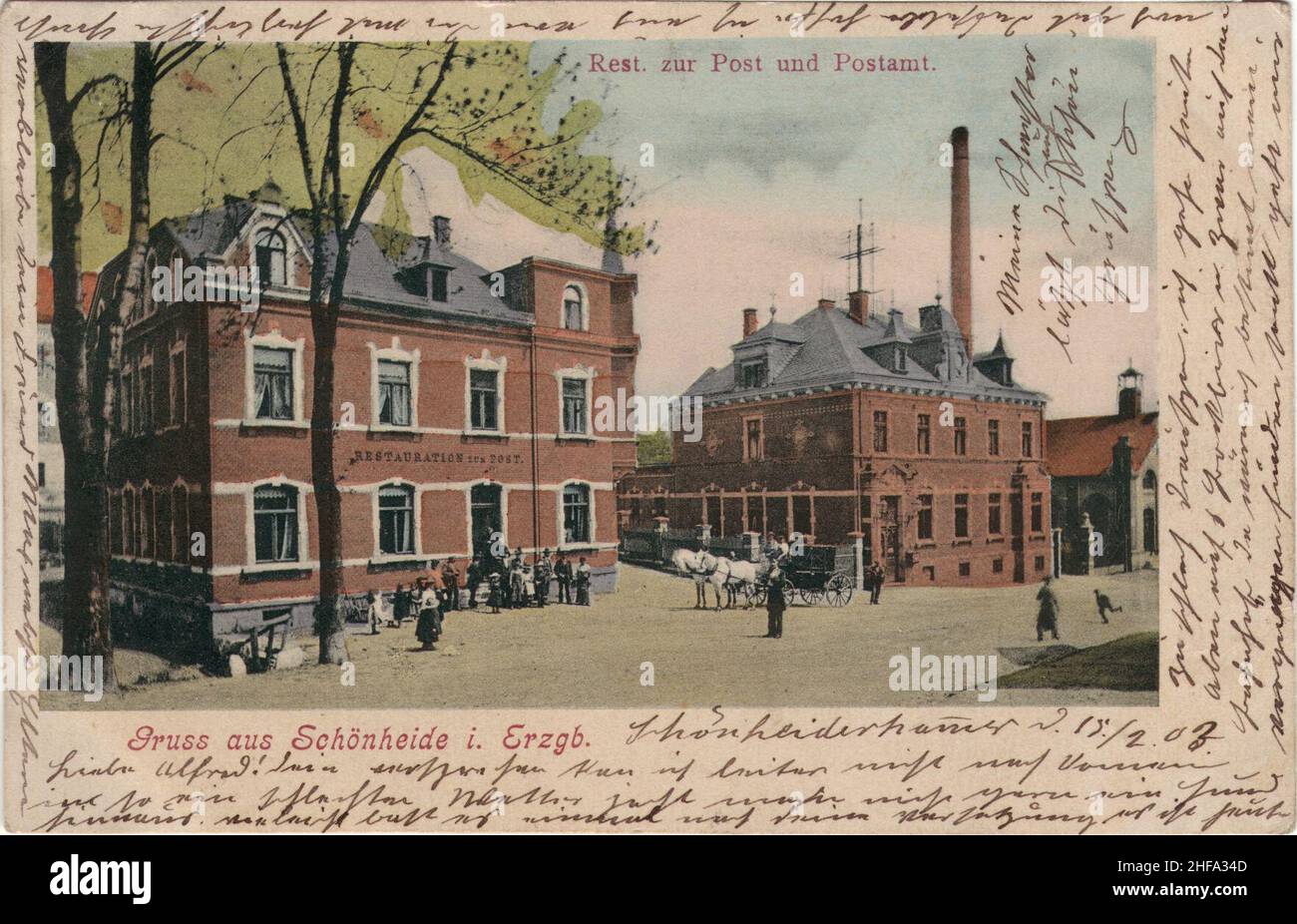 Schönheide Restaurant zur Post Postamt (1891) und Elektriziätswerk mit Schornstein (1895) Ansichtskarte um 1900 postalisch gelaufen im Jahr 1903. Stock Photo
