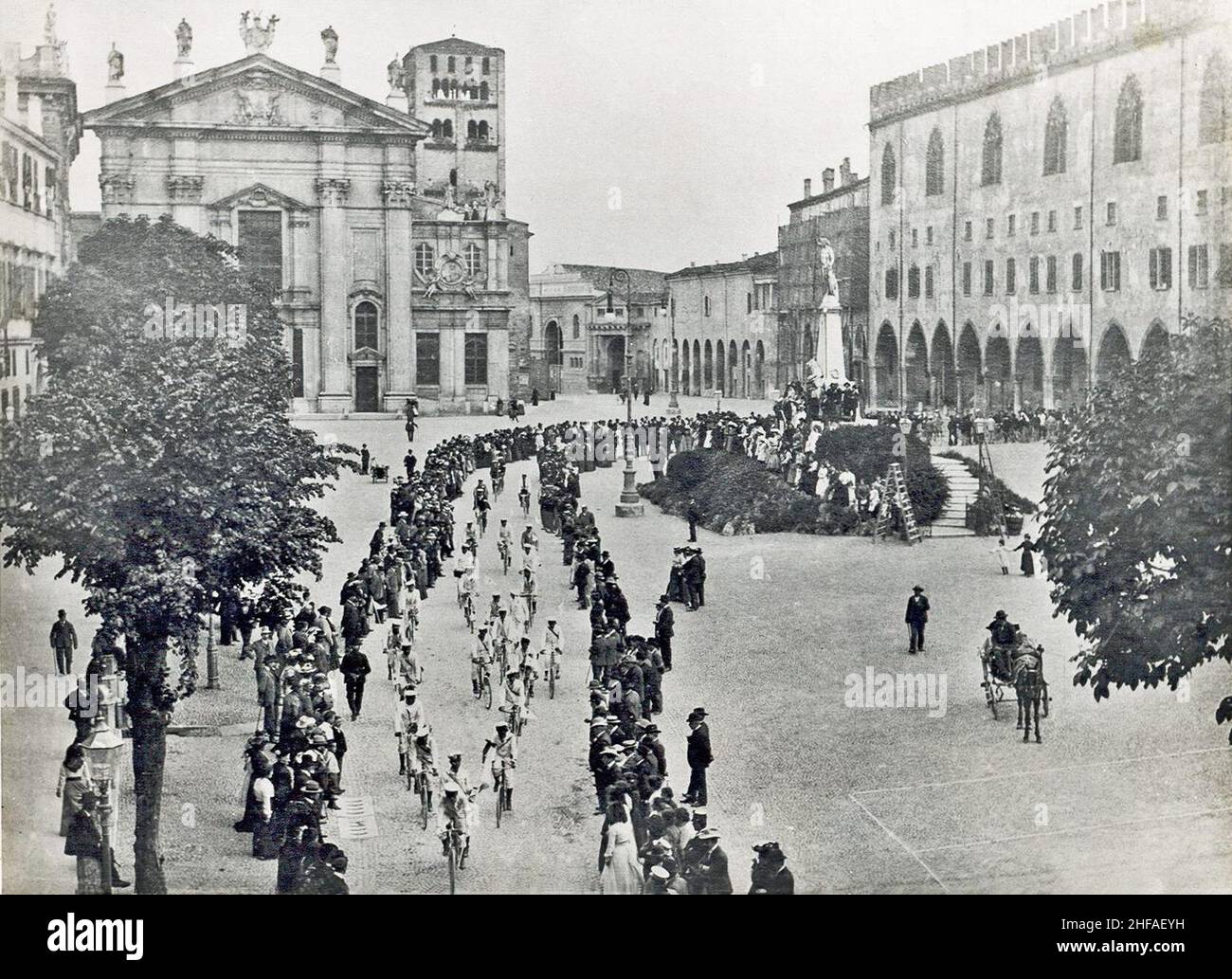 Monumento di inaugurazione hires stock photography and images Alamy