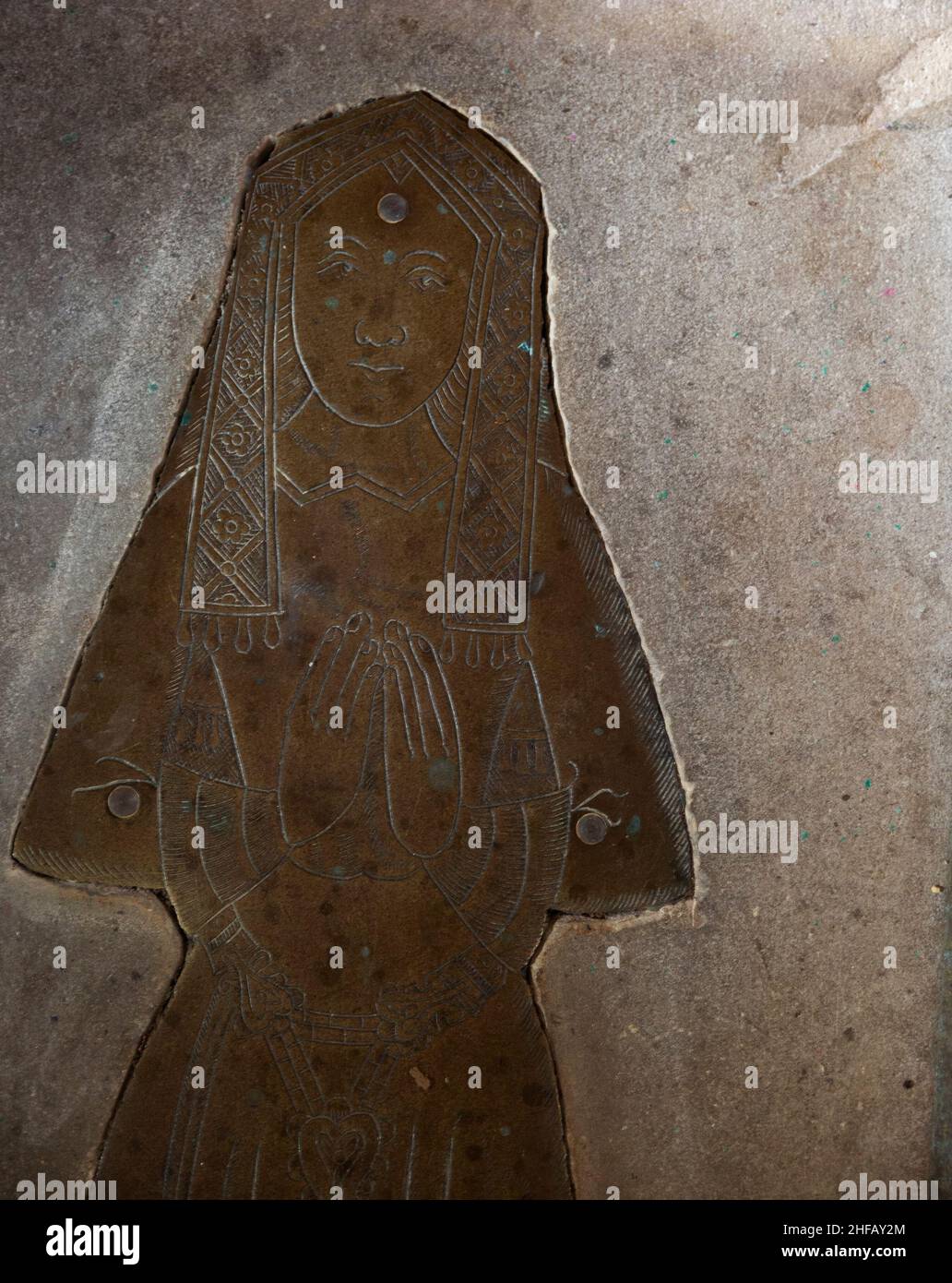 Brass memorial Letitia Taylboys d 1506, kennel head-dress, Assington church, Suffolk, England, UK Stock Photo