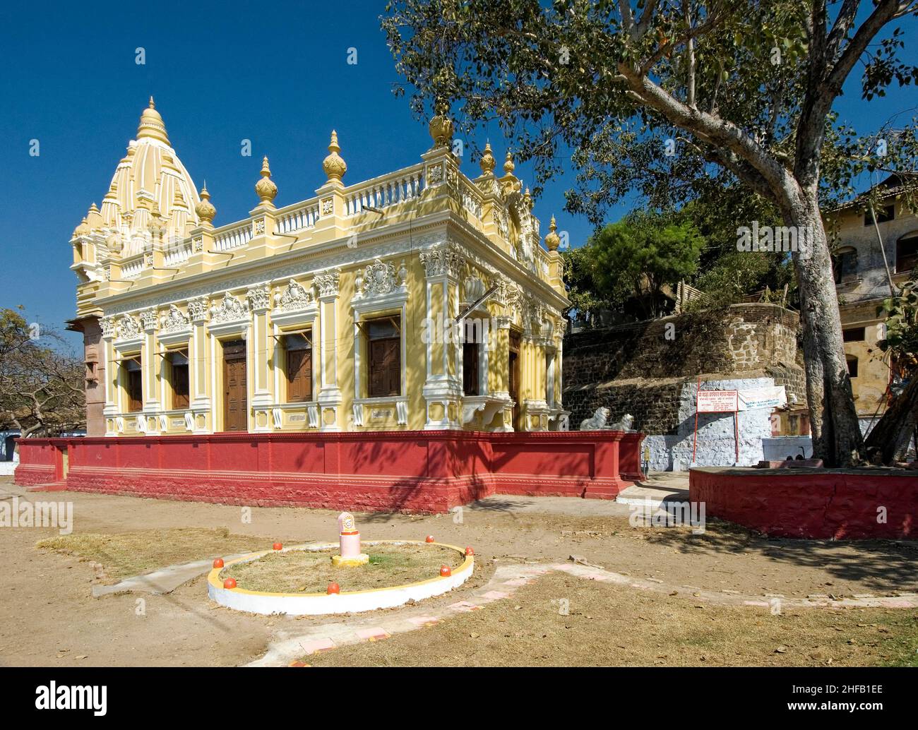 Shri Ram mandir at Mandleshwar near Maheshwar Stock Photo