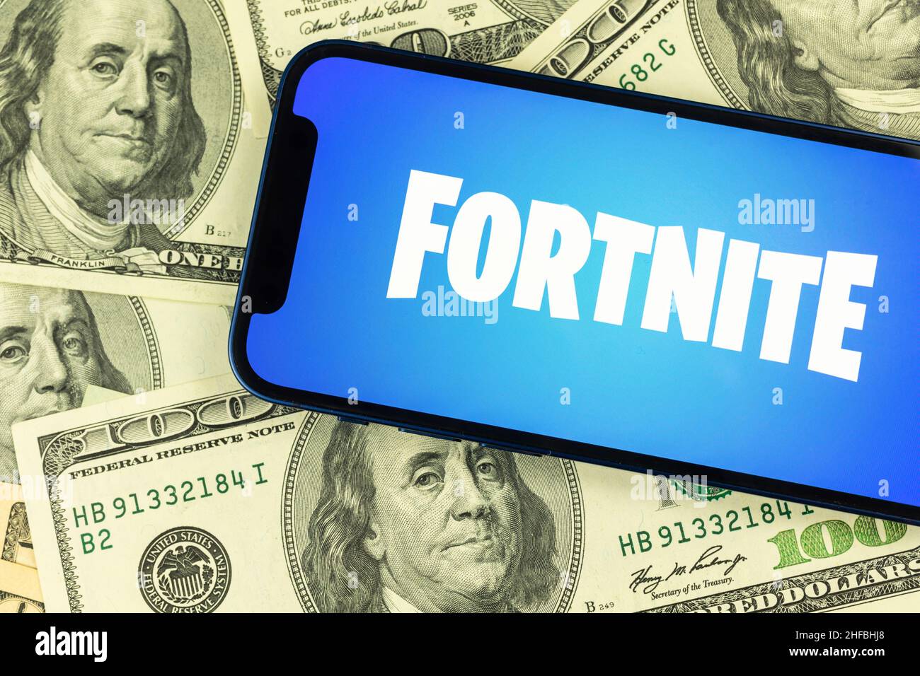 Fortnite logo and apple logo hi-res stock photography and images - Alamy