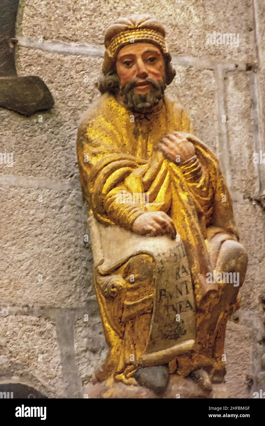 Profeta Ezequiel en la Puerta Santa de la Catedral de Santiago de Compostela, Galicia Stock Photo