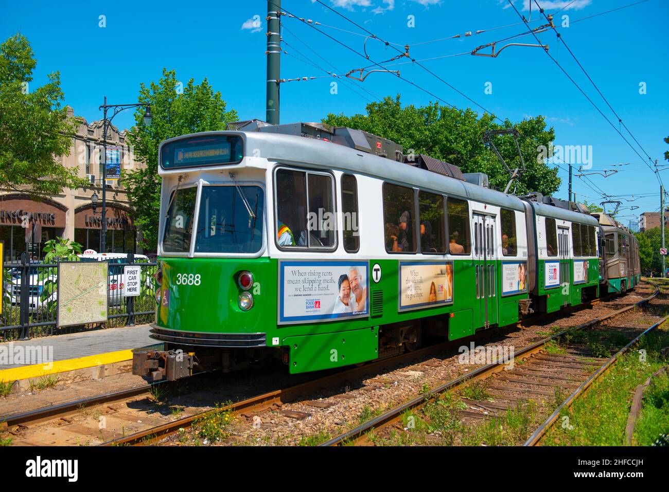 Boston Metro MBTA Kinki Sharyo Type 7 Green Line at Coolidge Corner ...