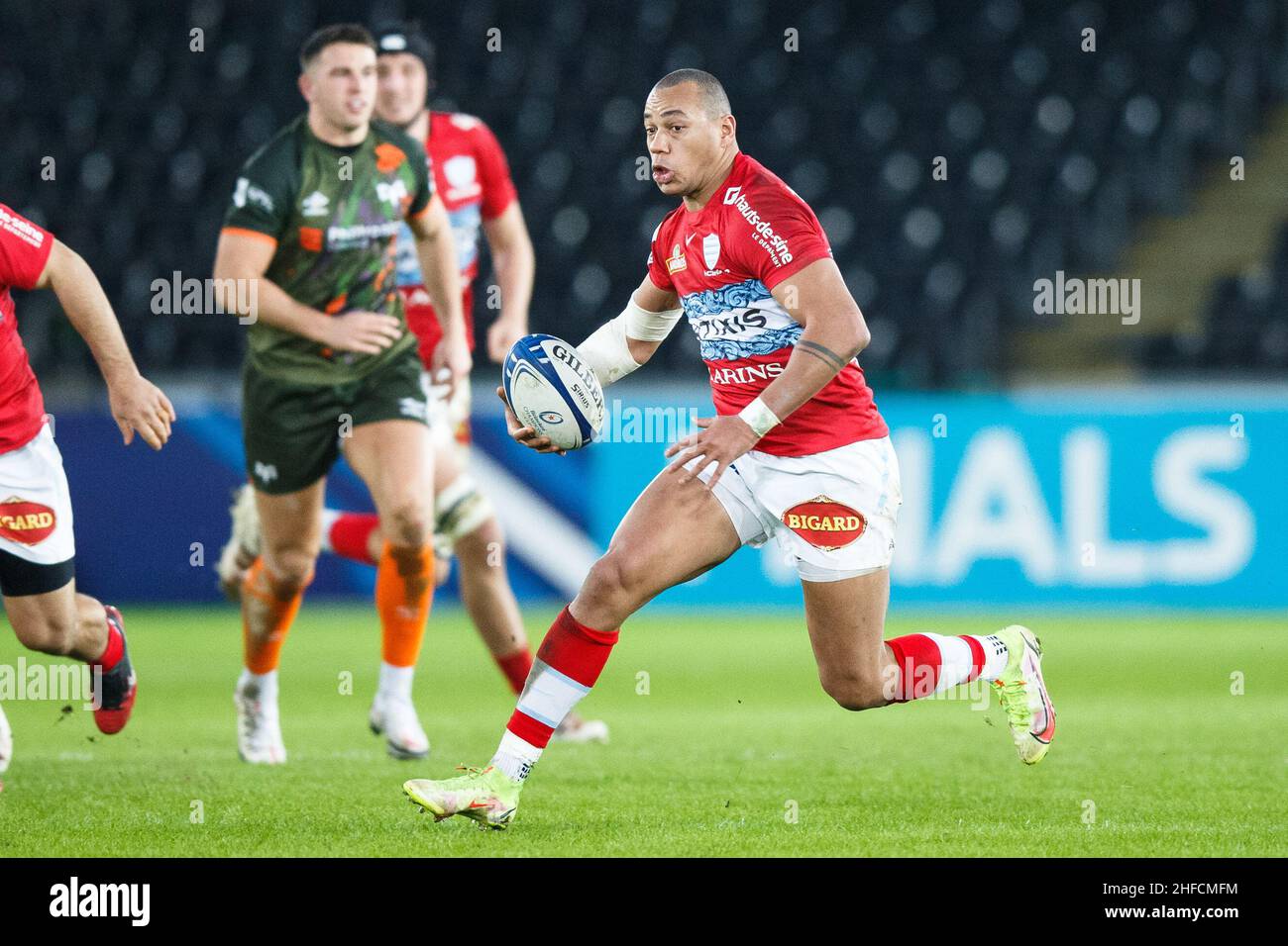 Swansea, UK. 15 January, 2022. Racing 92 centre Gael Fickou on the
