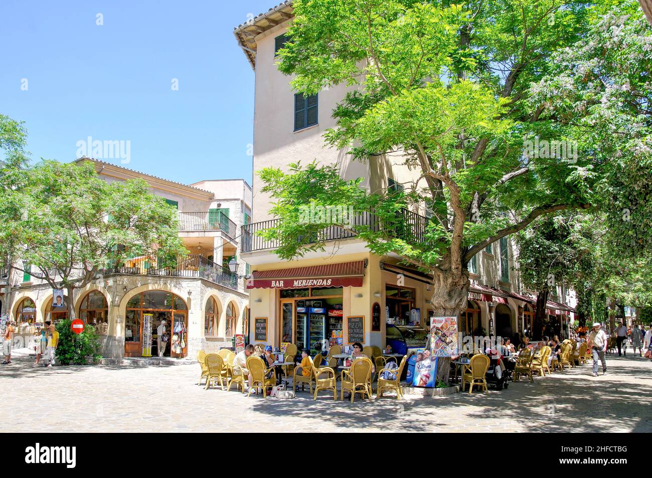 Street cafe, Valldemossa, Valldemossa Municipality, Mallorca (Majorca ...