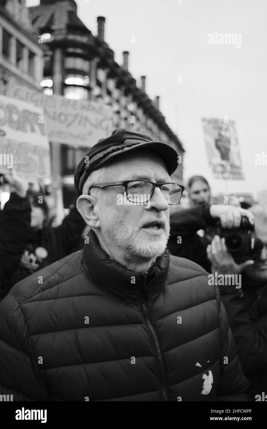 Jeremy Corbyn addresses the kill the bill protest at Parliament Square London on 15/01/2022 Stock Photo