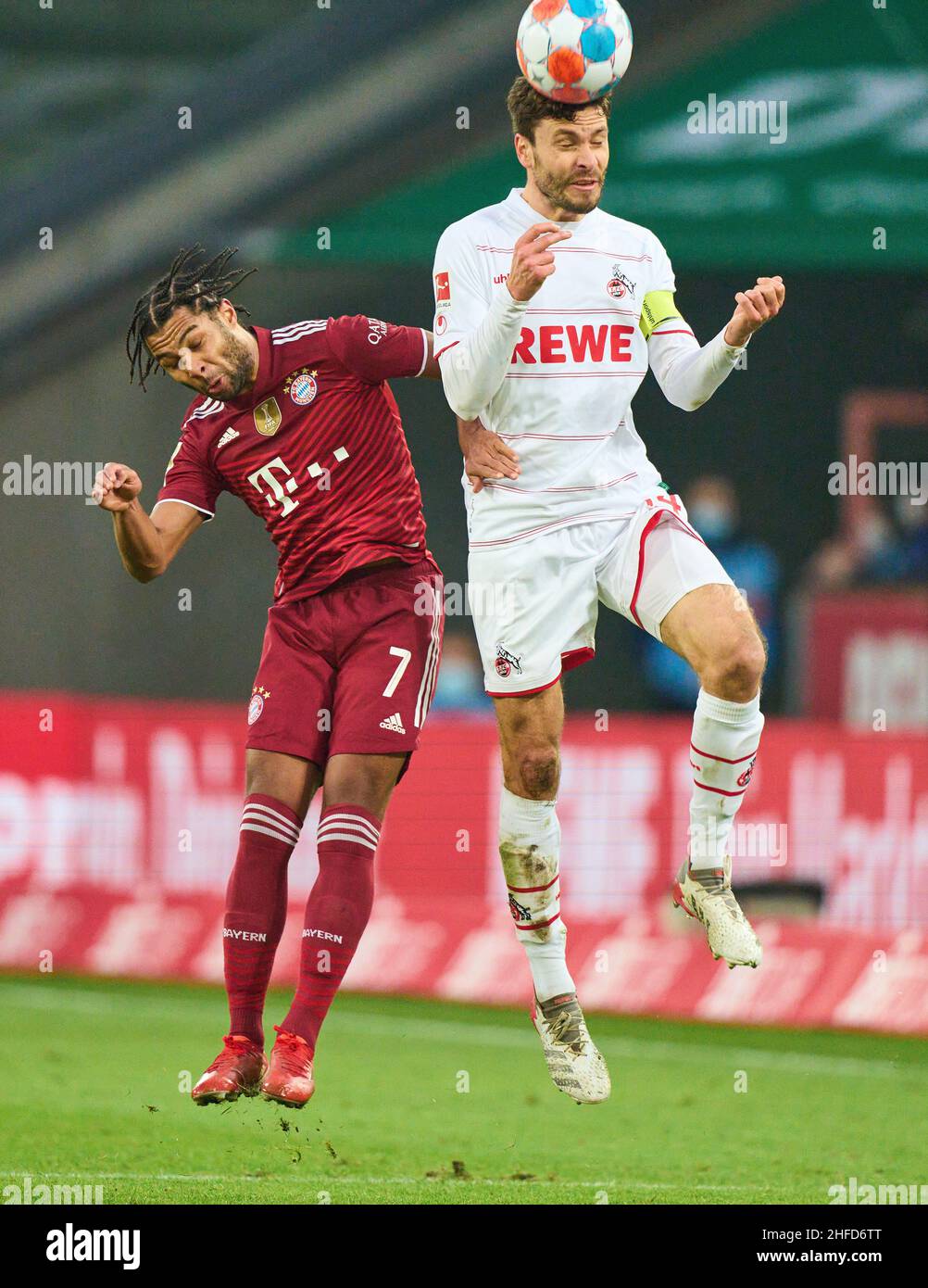 Jonas HECTOR, 1.FCK 14  compete for the ball, tackling, duel, header, zweikampf, action, fight against Serge GNABRY, FCB 7  in the match 1.FC KÖLN - FC BAYERN MÜNCHEN 0-4 1.German Football League on Jan 15, 2022 in Cologne, Germany  Season 2021/2022, matchday 19, 1.Bundesliga, 19.Spieltag,  © Peter Schatz / Alamy Live News    - DFL REGULATIONS PROHIBIT ANY USE OF PHOTOGRAPHS as IMAGE SEQUENCES and/or QUASI-VIDEO - Stock Photo
