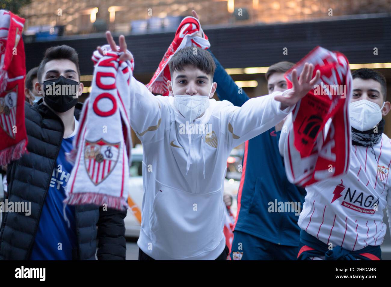 Seville, Spain. 15th Jan, 2022. Football supporters of Sevilla FC wearing fan gear seen outside the Sevilla FC hotel before the Copa del Rey football derby against Real Betis in Seville. (Photo credit: Mario Diaz Rasero Credit: Gonzales Photo/Alamy Live News Stock Photo