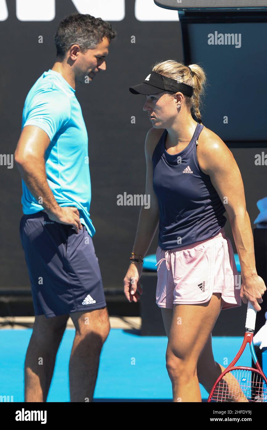 Melbourne, Australia. 16th. Jan. 2022. German tennis player Angelique Kerber  and boyfriend Franco Bianco during a practise session at the Australian  Open tennis tournament at Melbourne Park on Sunday 16 January 2022. ©