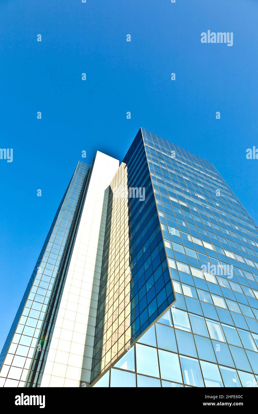 glass facade of Modern skyscraper Stock Photo - Alamy